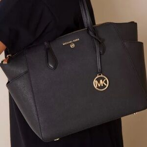Michael Kors Marilyn Leather Black Tote Bag